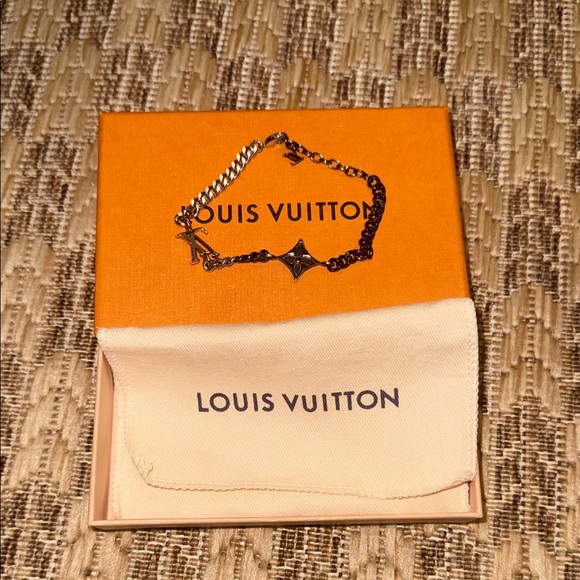Louis Vuitton Instinct Black and Silver Chain Bracelet